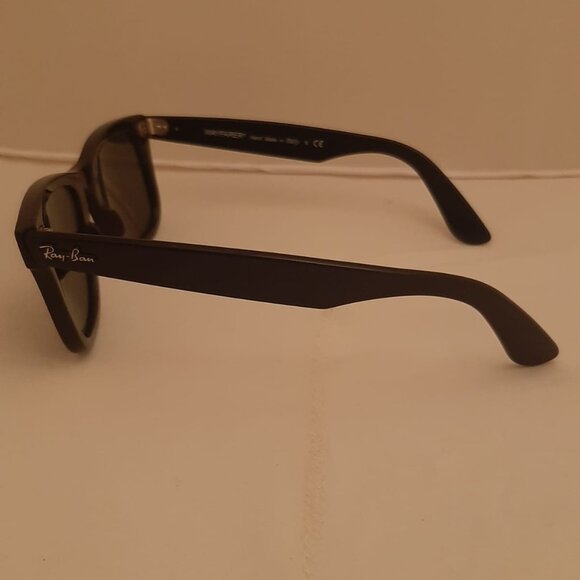 Ray-Ban Wayfarer all Black RB2140 - Picture 2 of 3